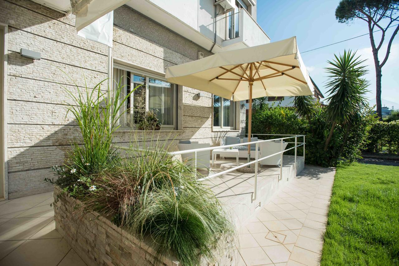 Hotel Crystal Marina di Pietrasanta Extérieur photo