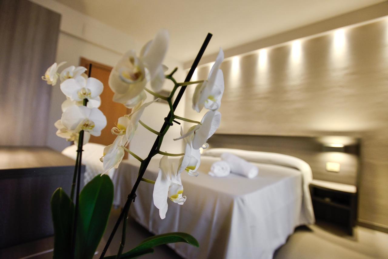 Hotel Crystal Marina di Pietrasanta Extérieur photo