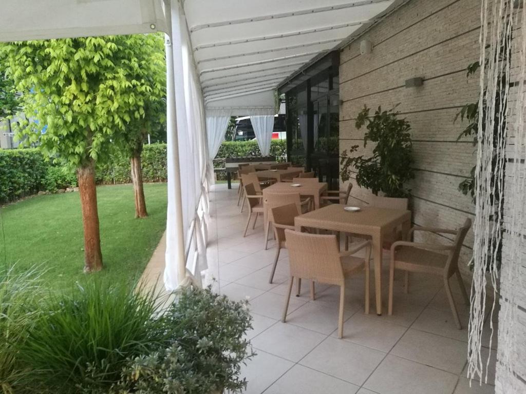 Hotel Crystal Marina di Pietrasanta Extérieur photo